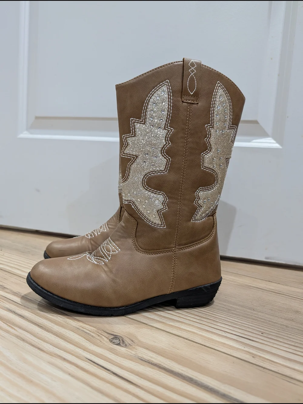 Kensie Girl Tan Boots with Gold Glitter Western Stitch‎